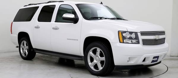 CHEVROLET SUBURBAN 4X4--141--2014