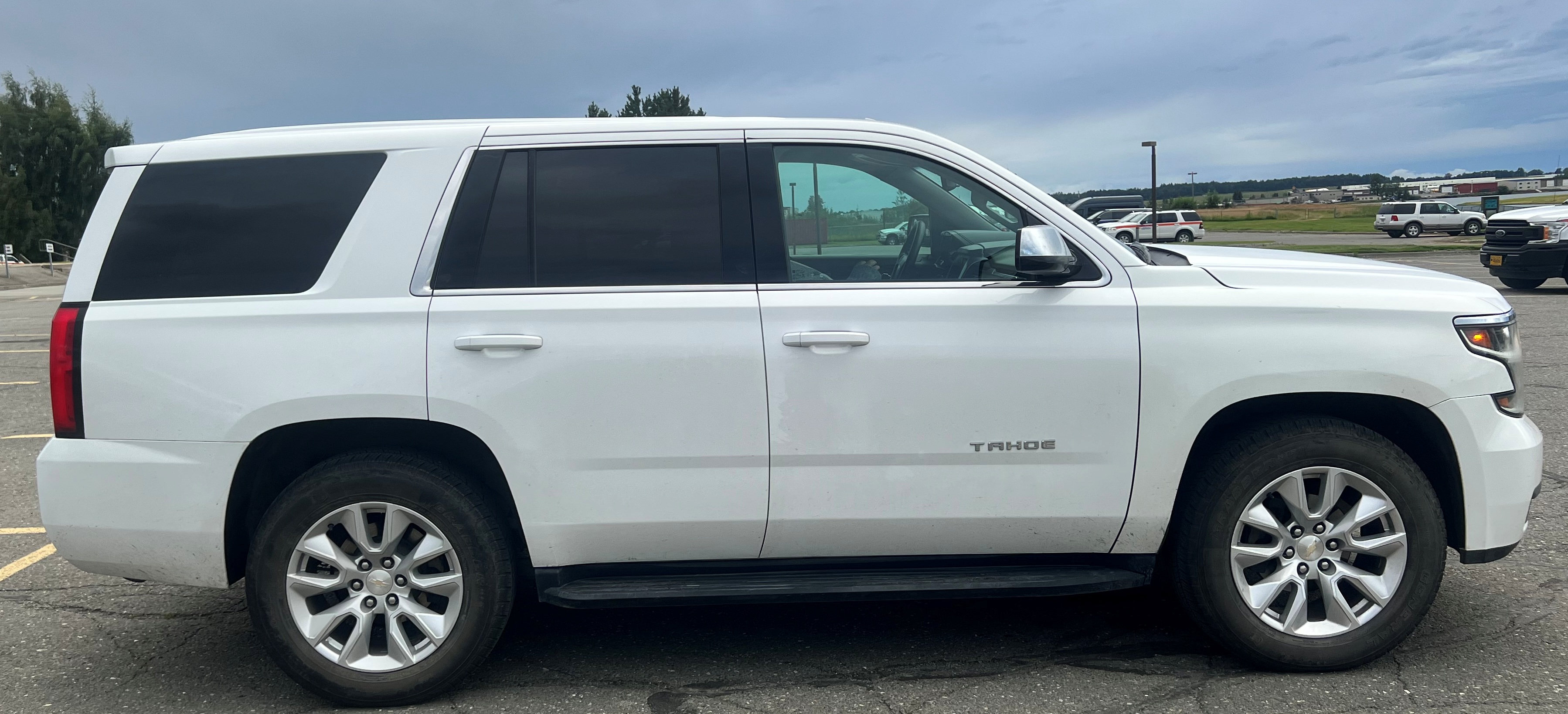 CHEVROLET TAHOE--109